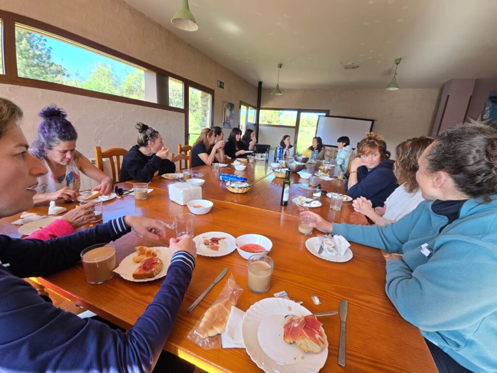 Centro ecoturismo barbatona un mes de actividades muy gratificantes retiro de mujeres
