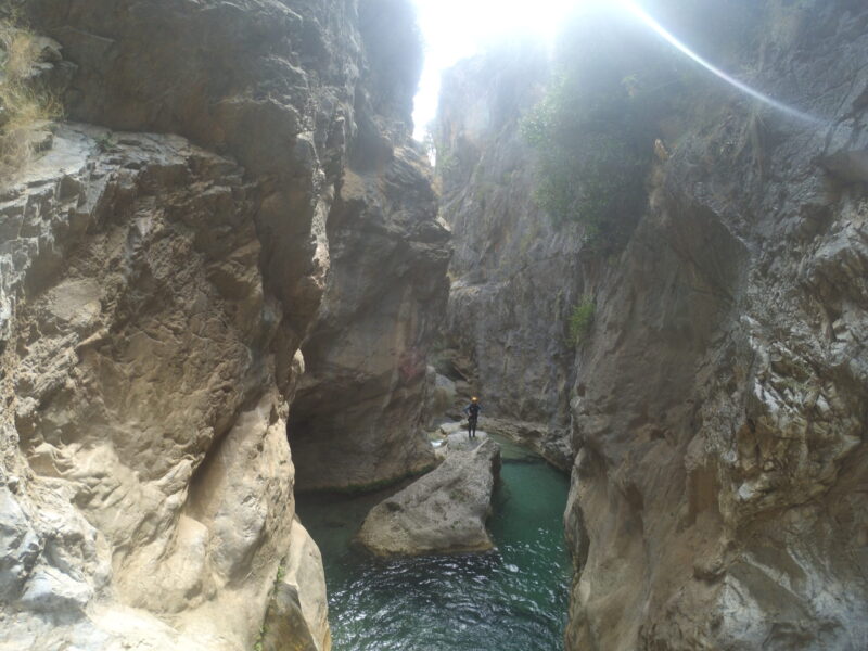 Centro de Ecoturismo Barbatona actividades refrescantes-barranquismo